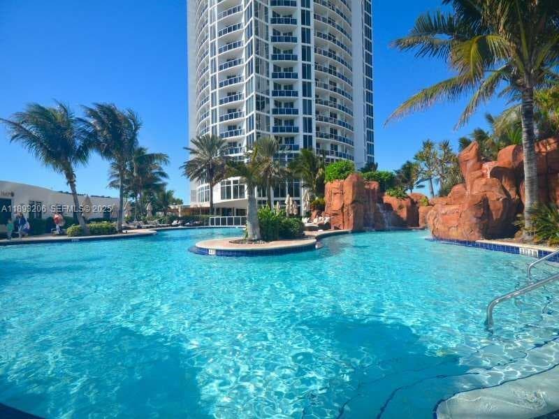 18001 Collins Avenue 2814, Sunny Isles Beach, FL 33160, Unit 2814 - Photo 2