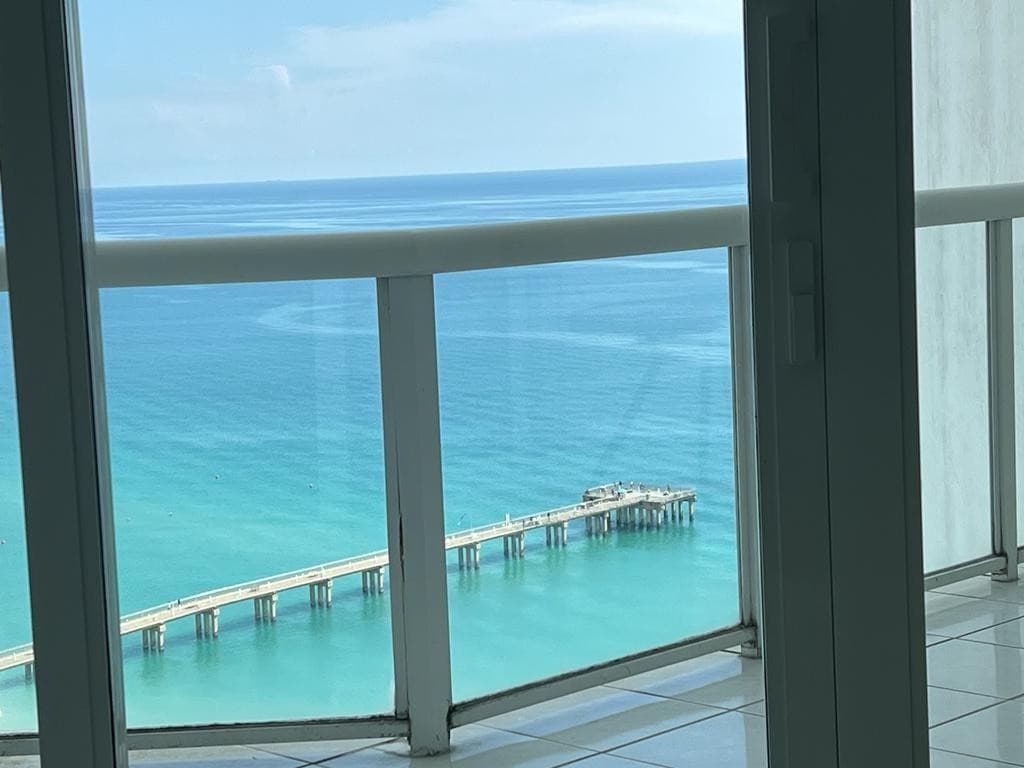 16425 Collins Avenue 2514, Sunny Isles Beach, FL 33160, Unit 2514 - Photo 2
