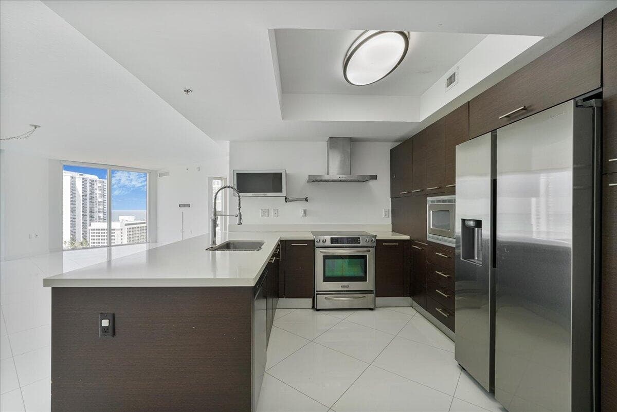 200 Sunny Isles Boulevard 2-1701, Sunny Isles Beach, FL 33160, Unit 2-1701 - Photo 2