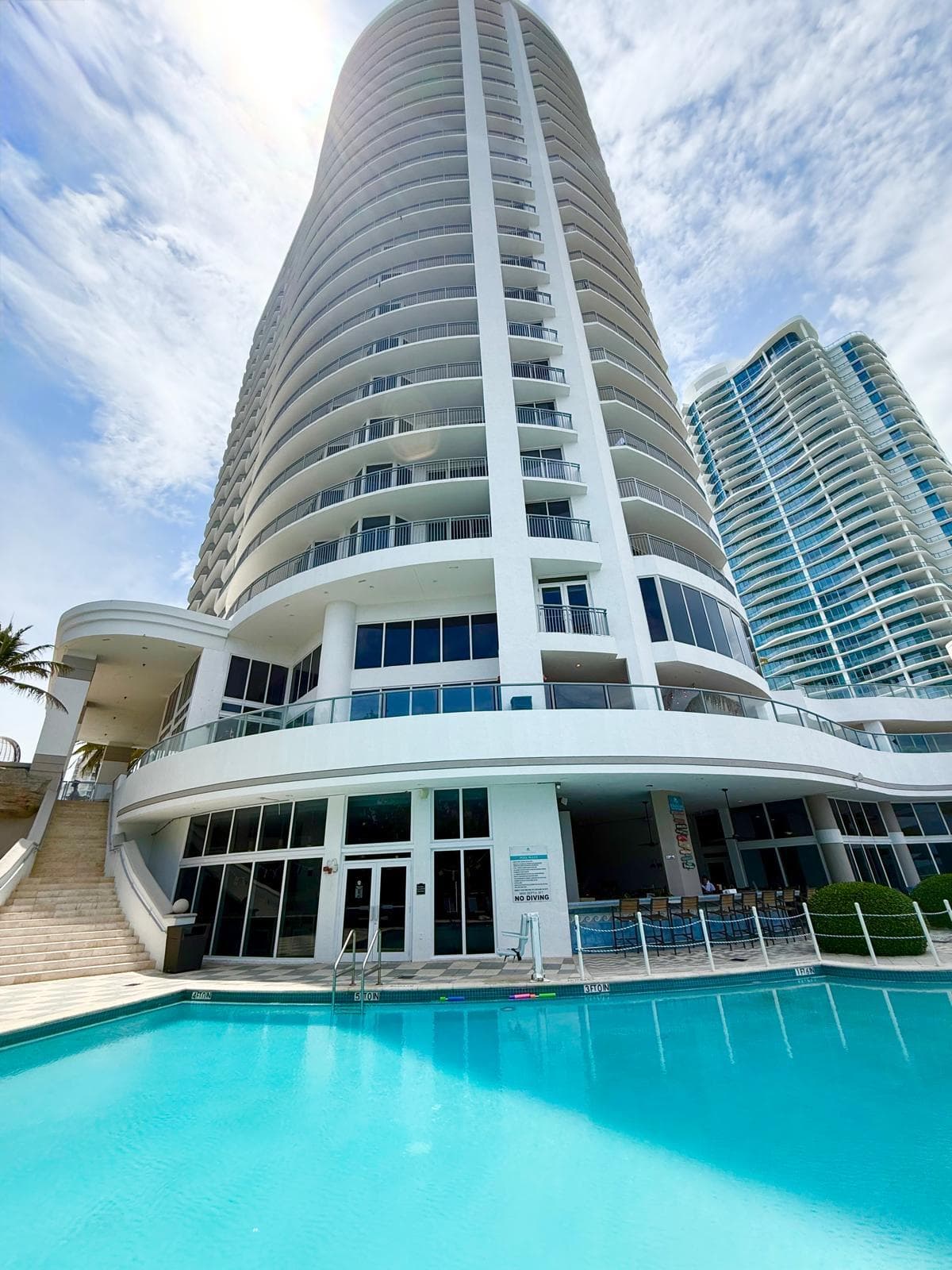 17375 Collins Avenue 1104, Sunny Isles Beach, FL 33160, Unit 1104 - Photo 2
