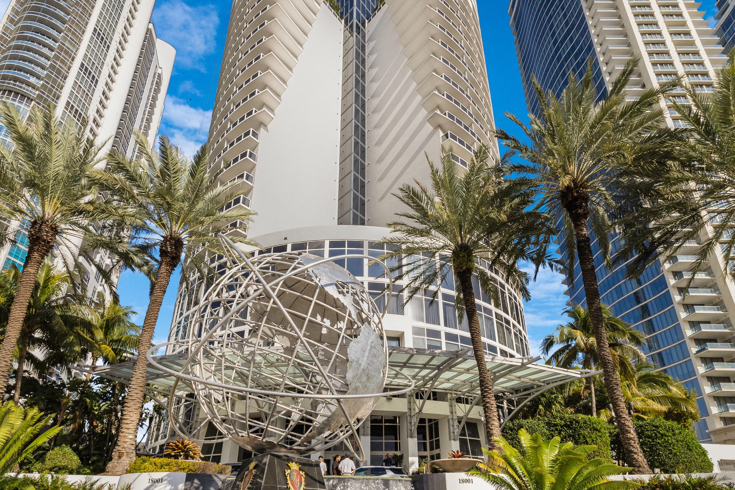 18001 Collins Avenue 2609, Sunny Isles Beach, FL 33160, Unit 2609 - Photo 4