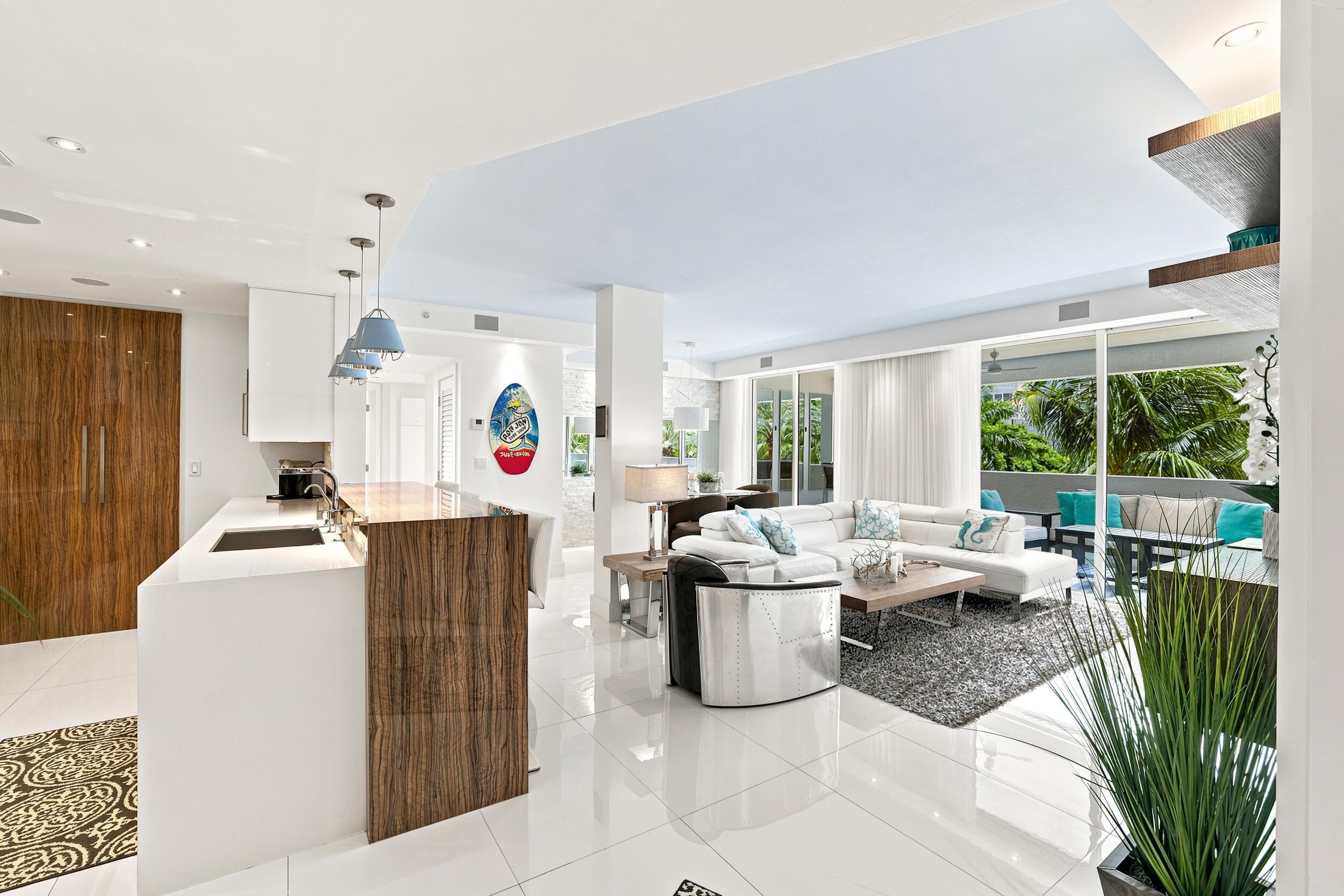 17100 N BAY Road 1401, Sunny Isles Beach, FL 33160, Unit 1401 - Photo 1