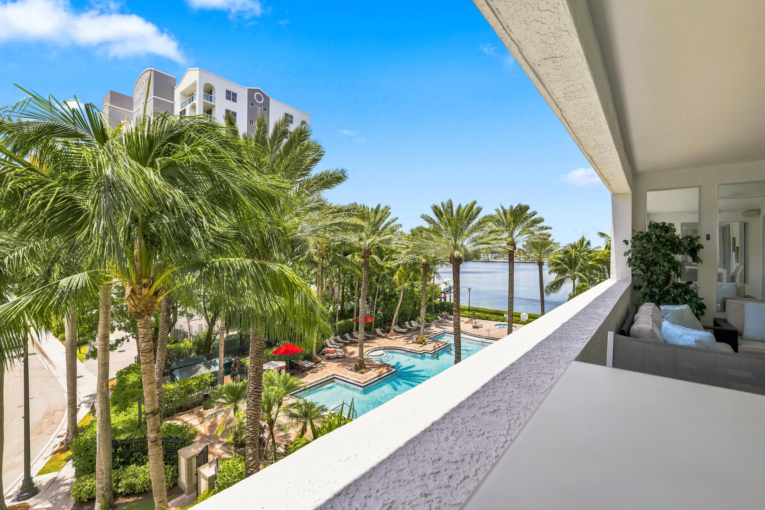 17100 N BAY Road 1401, Sunny Isles Beach, FL 33160, Unit 1401 - Photo 2
